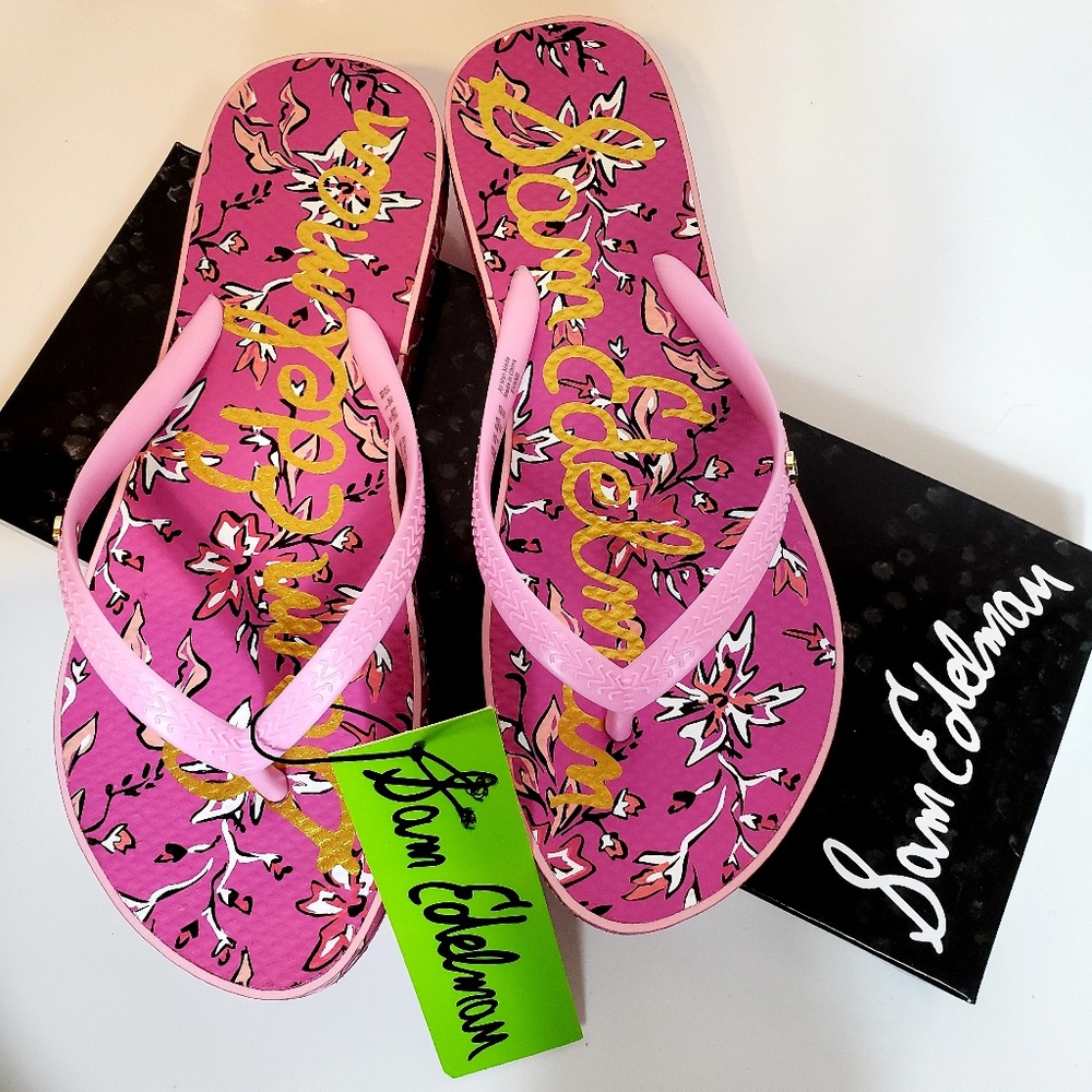 Sam Edelman thongs new in box in pink size 8